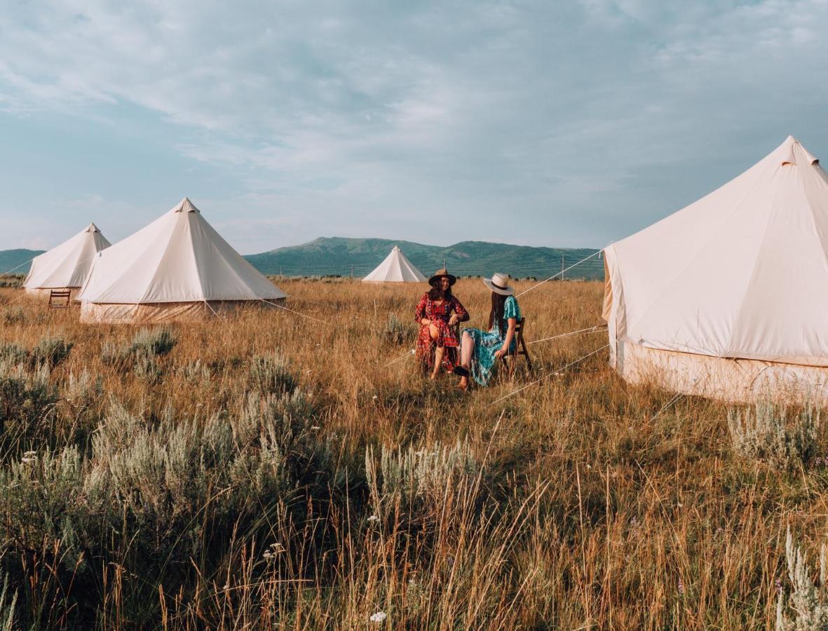 Wander Camp Yellowstone Island Park Bagian luar foto